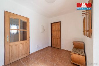 Hledáte klidné útočiště z ruchu Prahy, nebo investiční příle
