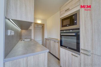 Nabízíme k pronájmu byt 2+1 po kompletní rekonstrukci v cent