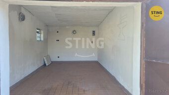 Nabízíme k prodeji zděnou garáž o výměře 18,5 m² v městské č