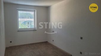 Nabízíme k pronájmu světlý a prostorný byt 3+kk v obci Chuch