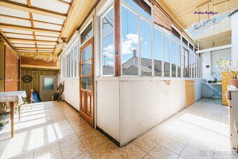 Ev.č. 00072 Tento dům spolu se zahradou nabízí mnohem víc ne