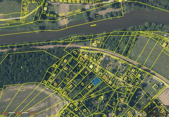Prodám zahradu v chatově oblasti o velikosti 395m², nedaleko