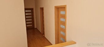 Prodám rodinný dům 6+1 (se zastavěnou plochou 150 m2, podlah