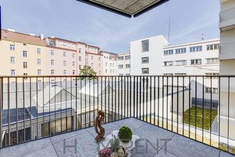Nabízíme k pronájmu zcela nový, světlý a moderně řešený byt 