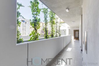 Nabízíme k pronájmu zcela nový, světlý a moderně řešený byt 