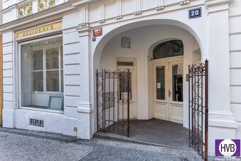 Nabízíme na prodej byt 1+kk 21 m2 (cca 17,5 m2 podlahová plo