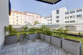 Nabízíme k pronájmu zcela nový, světlý a moderně řešený byt 
