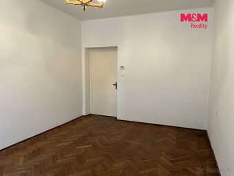 Pronájem světlého bytu 1+1 o užitné ploše 48 m² v cihlovém d