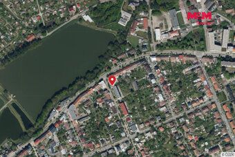 Pronájem světlého bytu 1+1 o užitné ploše 48 m² v cihlovém d