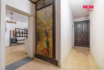 Nabízíme k prodeji řadový rodinný dům v samotném historickém