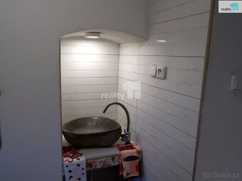 , Dům se nachází v obci Vranovice, celková plocha pozemku 38