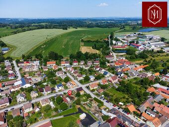 Nabízíme k prodeji stavební pozemek o výměře 570 m² v obci K