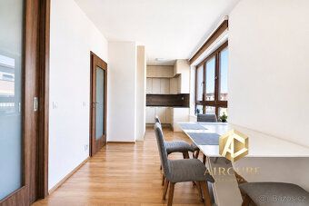 Moderní a promyšlené bydlení s garážovým stáním | Variabilní