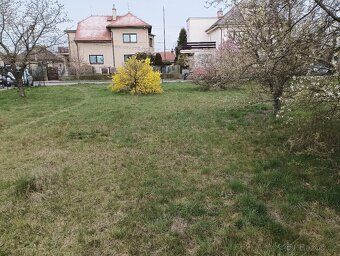 Nabízíme k prodeji rovinatý stavební pozemek o výměře 1308 m