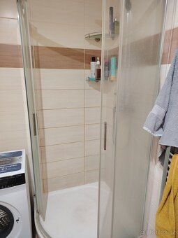 Nabízím k pronájmu útulný 2+1 byt o rozloze 59 m² v panelové
