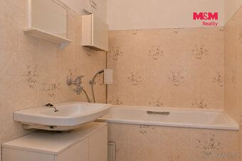 Nabízíme k prodeji družstevní byt 3+1 o užitné ploše 72m², s