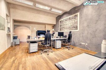Ev.č. 00308 Rodinný dům s ateliérem a kancelářským zázemím, 
