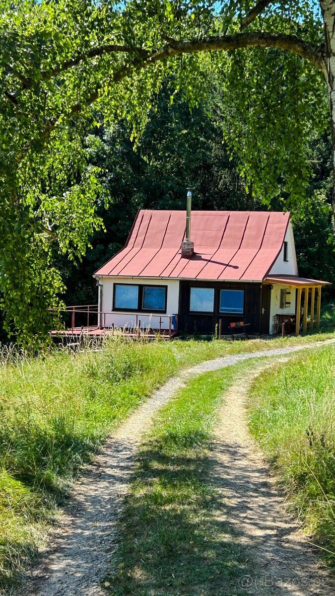 Long-term rental of cottage. The cottage is located in the southwestern tip of the Chřiby…
