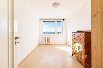 Looking for spacious and bright living that combines modern standards, excellent transport…