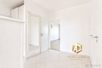 Looking for spacious and bright living that combines modern standards, excellent transport…