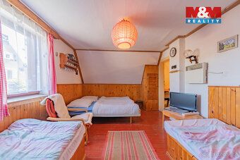 We offer for sale a house in the village of Hranice near Aš.