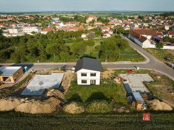 Novostavba rodinného domu 5+kk se zahradou v Miroslavi | 163