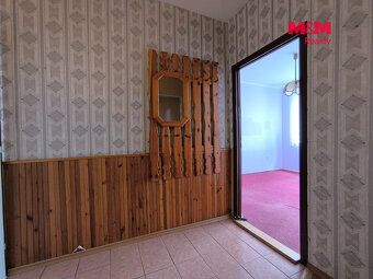 For sale spacious very well preserved apartment of layout 3+1 in Jindřichův Hradec