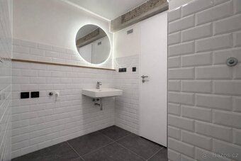 For sale apartment 3+kk with gallery in Lofts Kolbenova, Prague 9 Vysočany