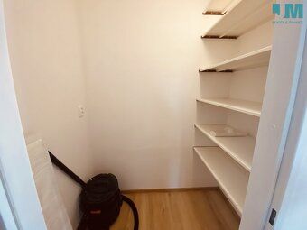 Ref. No. 01531 We exclusively present you an unique rental offer of a spacious apartment after…
