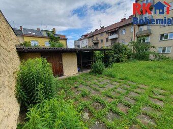 We offer for sale an exceptional 3BR apartment with balcony after complete precise renovation…