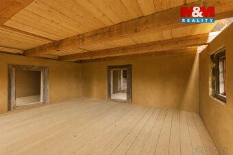 Looking for a place with soul, history and unique atmosphere? You've found it!