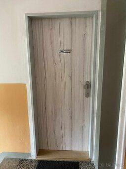 Nabízíme k prodeji světlý byt 2+kk o podlahové ploše 58 m, k