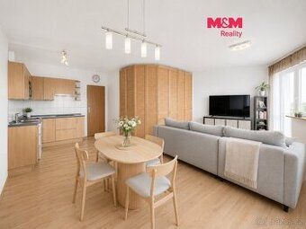 Oferujemy na sprzedaż jasny apartament 2+k o powierzchni