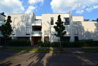 Nabízíme k pronájmu krásný a moderní byt 3+kk o podlahové pl