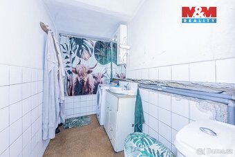Nabízíme k prodeji samostatně stojící chalupu v klidné části