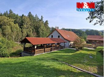 We offer for sale an established pension Mill at the oak in town Děkan