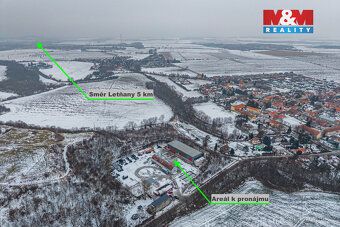 Nabízíme k pronájmu polovinu skladové haly o užitné ploše 38