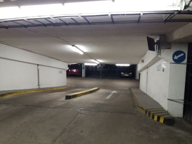 Pronajmu uzamykatelné garážové stání v objektu AUTOPARK v bl