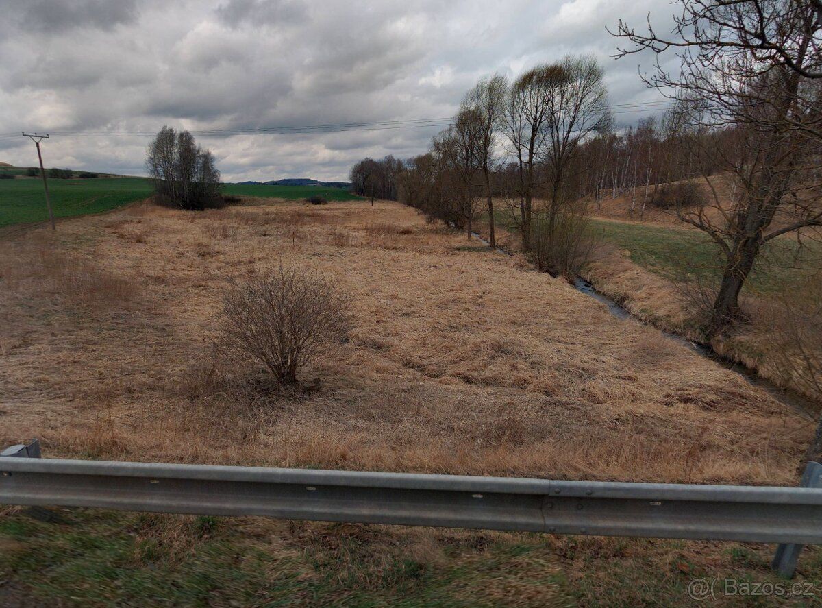 Prodám pozemek v Batelově o celkové výměře 1419m2. Parcelní 