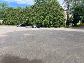 Nabízím parkování osobních , užitkových i nákladních vozidel