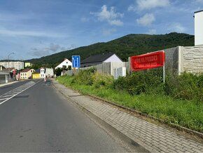 Nabízím k pronajmu 2x reklamní plochu v Krupce - Maršov. Je 