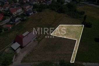 Nabízím k prodeji stavební parcelu v k.ú. Kosmonosy. Parcela