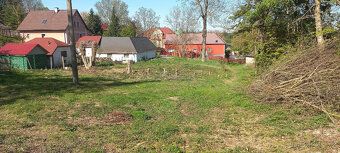 V malebné vesničce Beroun mezi městy Úterý a Teplá nabízíme 