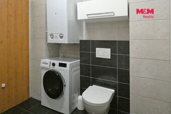 Nabízíme Vám k pronájmu moderní světlý byt, který se nachází