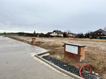 V katastrálních územích Klučov u Českého Brodu a Liblice u Č