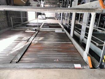Nabízím k prodeji samostatnou garáž o výměře 18 m², která je