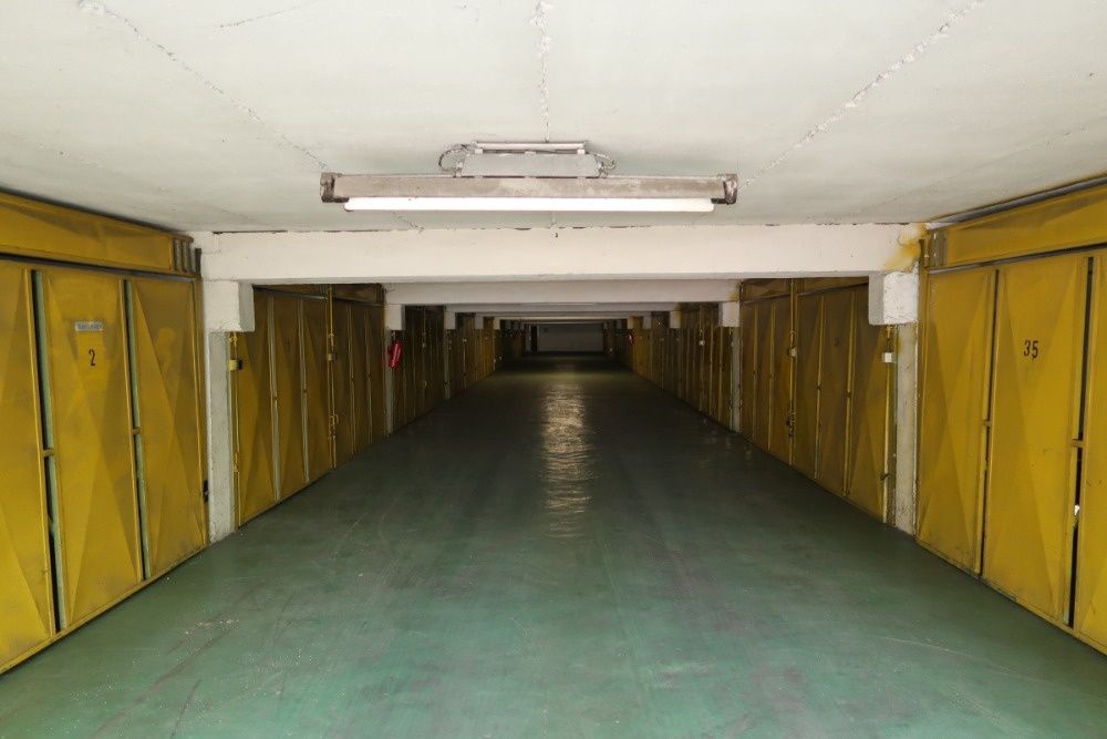 Nabízím k prodeji samostatnou garáž o výměře 18 m², která je