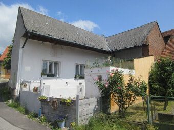 NA PRODEJ - JIHOČESKÁ chaloupka po velmi vkusném restaurován