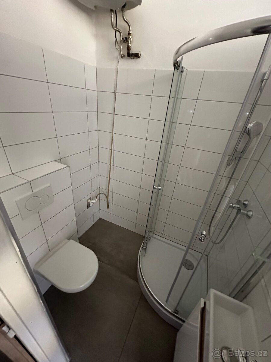 Pronájem nově zrekonstruované garsonky, Mrázova 52, Litoměři