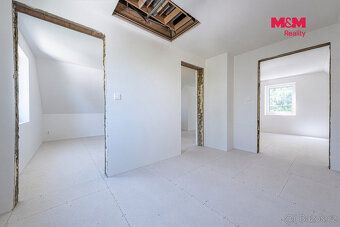 Nabízíme k prodeji rodinný dům ve Vejprtech s pozemkem 748 m
